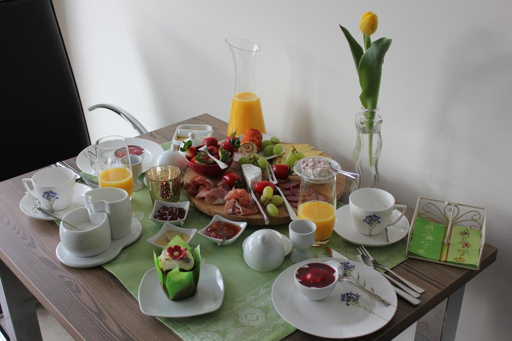 Hotel Haus Kallenberg Herbrechtingen Buitenkant foto