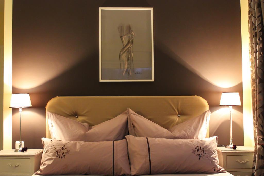 Hotel Haus Kallenberg Herbrechtingen Kamer foto