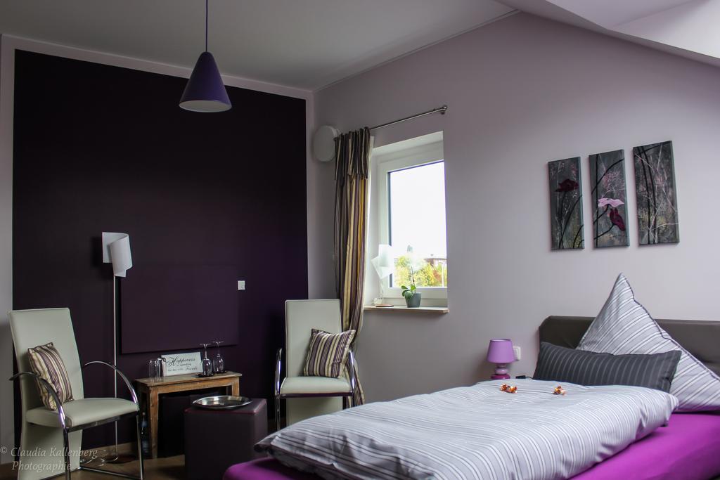 Hotel Haus Kallenberg Herbrechtingen Kamer foto